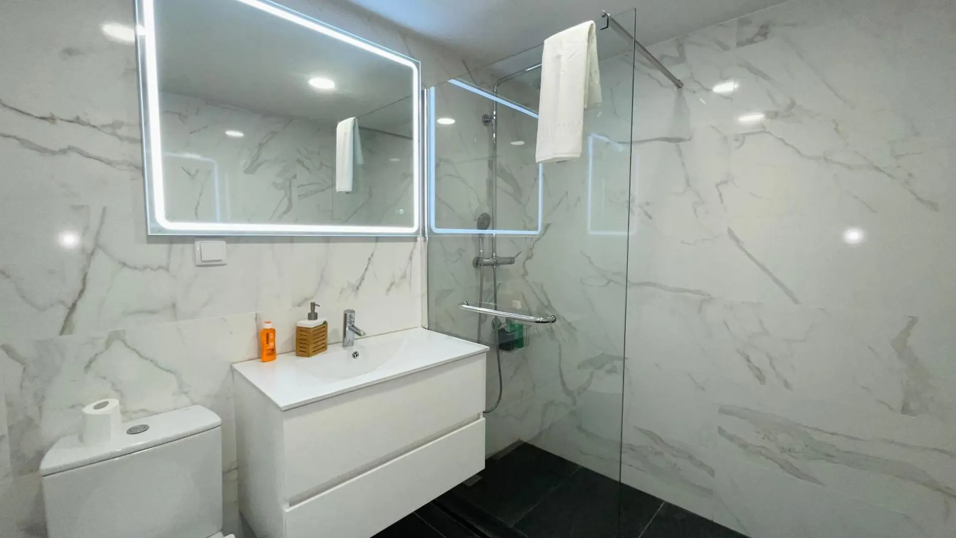 Piornais Apartment By Susys Holidays Funchal  Funchal (Madeira)